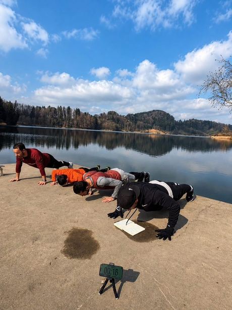 PushUp-Reihe am Zürichsee